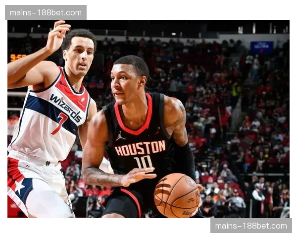 火箭六连胜期间进攻效率提升 年轻球员执行力与自信心同步增长